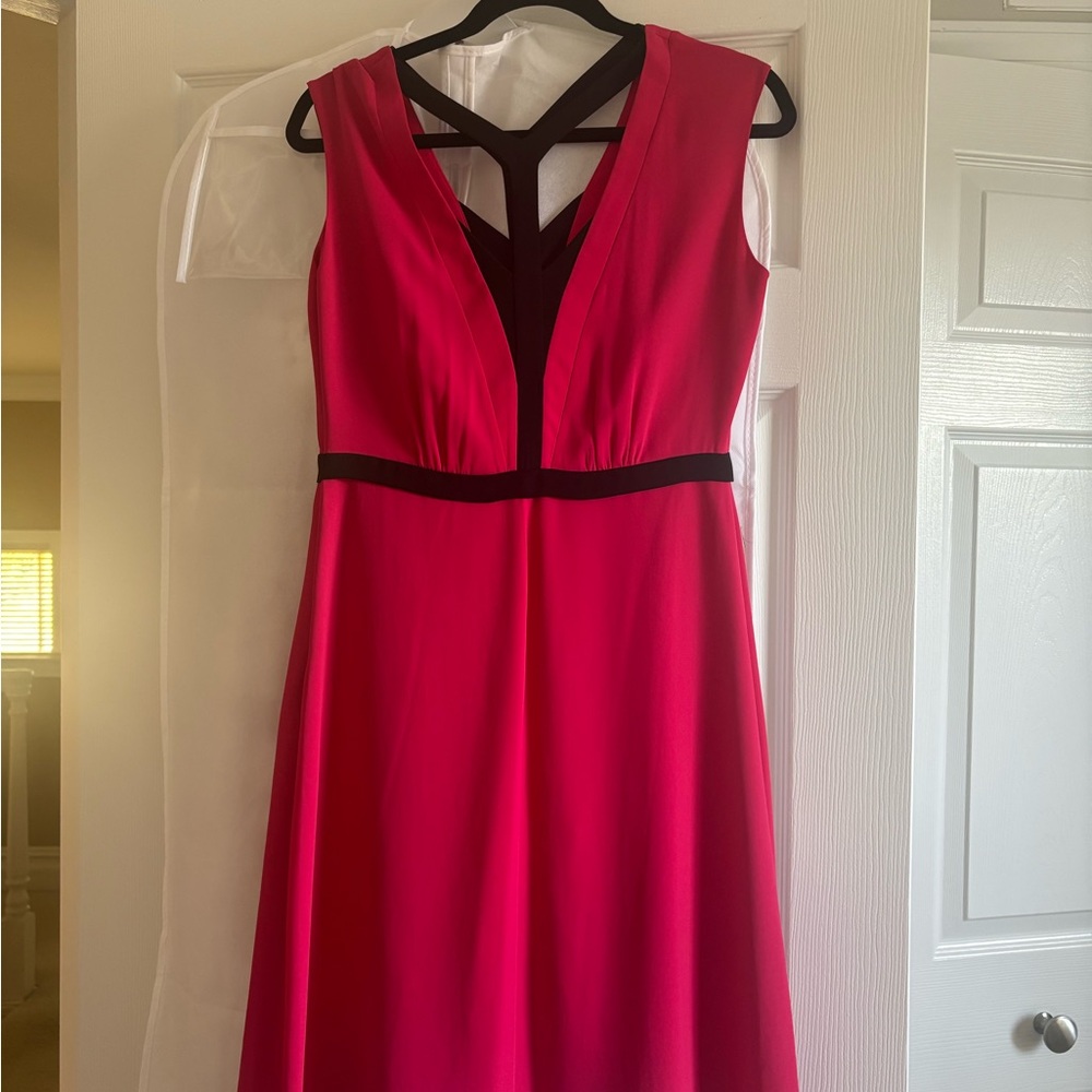 Elegant Red Sleeveless Dress